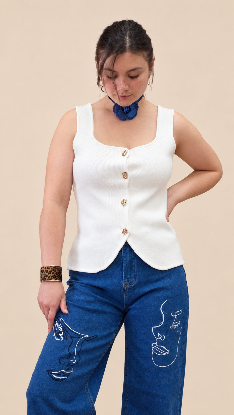Elegant Heart Button Sleeveless Blouse