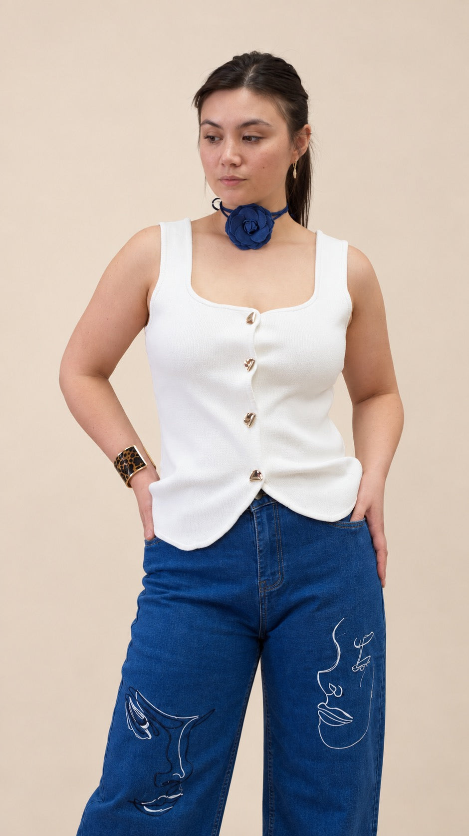 Elegant Heart Button Sleeveless Blouse